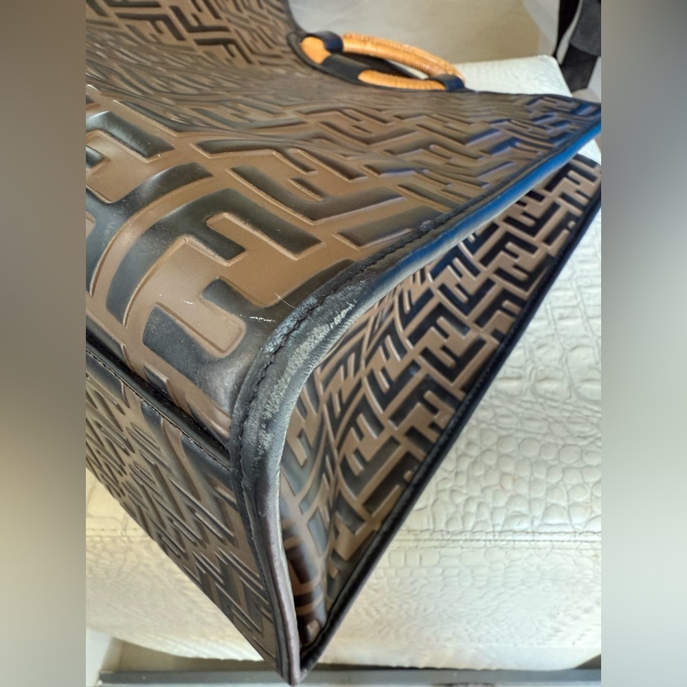 Fendi Black and Brown Tote with Iconic‎ Monogram - Picture 12 of 16
